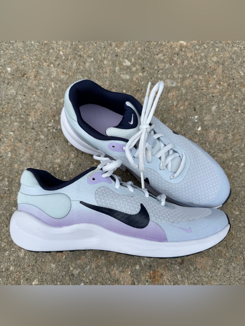 Nike Revolution 7 Running Shoes Womens Size 8 White Purple FB7689-004 Active Gym